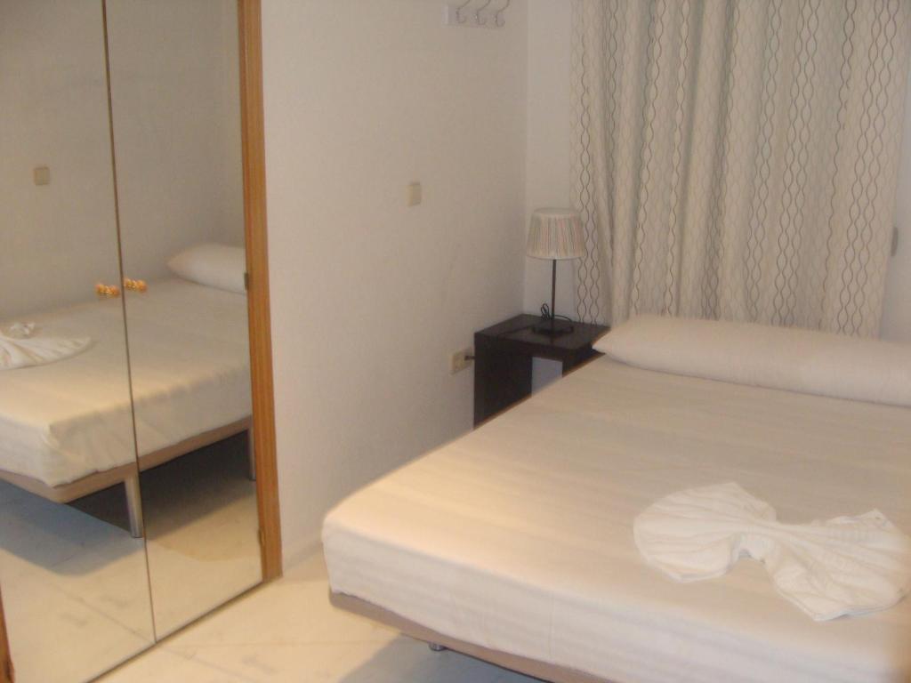 Hostal Inter Puerta Del Sol Auto Check In Madri Quarto foto