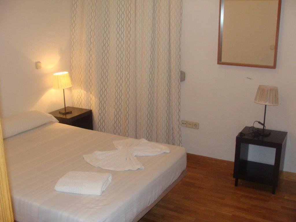 Hostal Inter Puerta Del Sol Auto Check In Madri Quarto foto