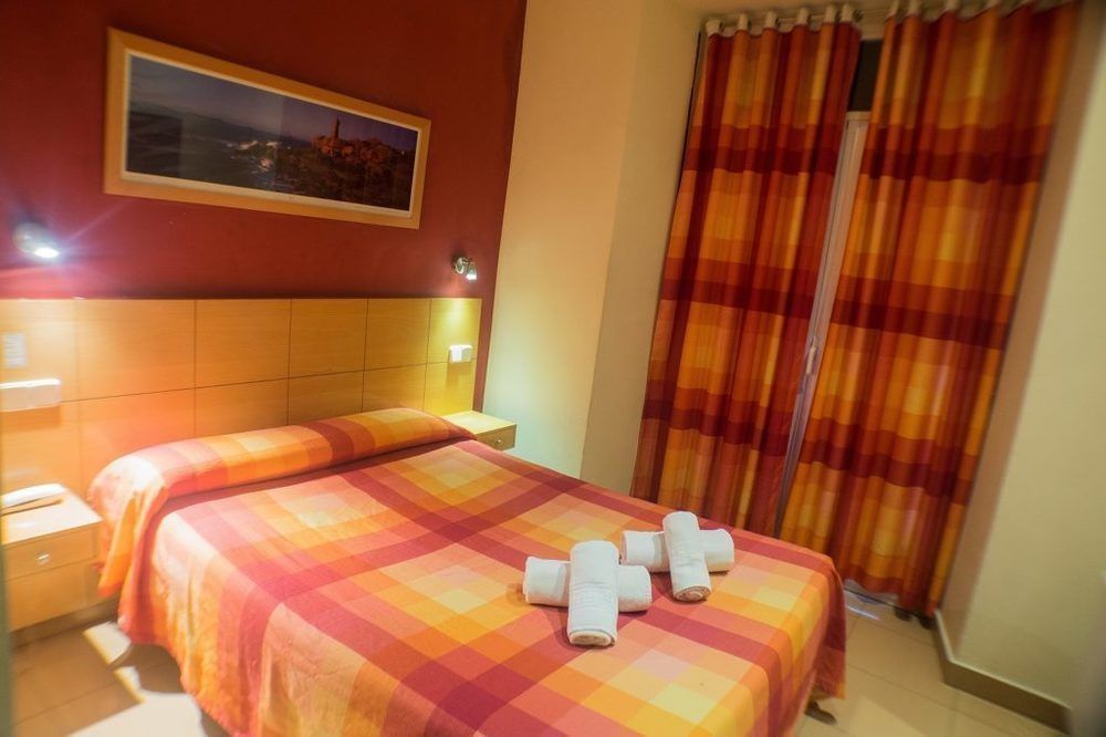 Hostal Inter Puerta Del Sol Auto Check In Madri Exterior foto