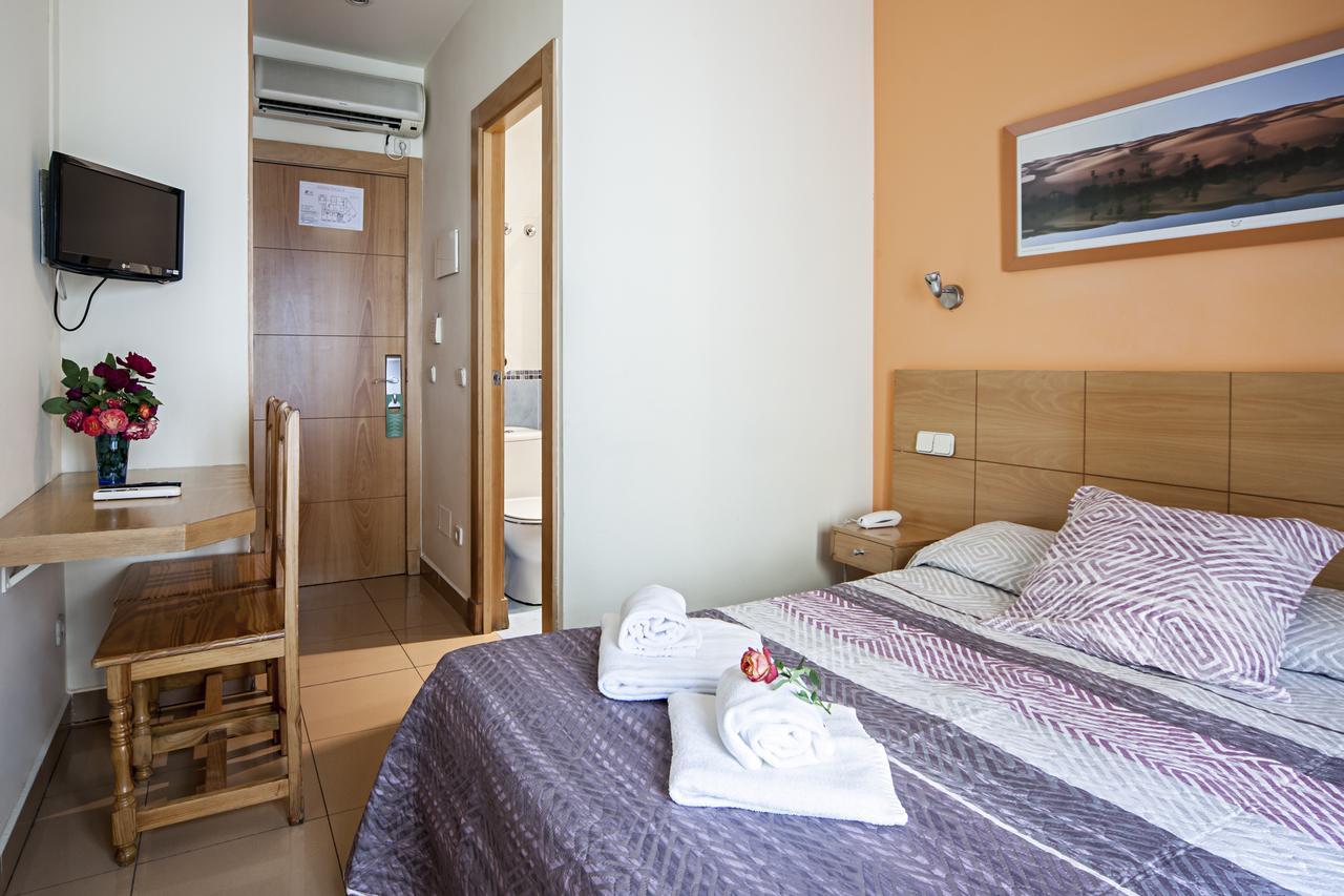 Hostal Inter Puerta Del Sol Auto Check In Madri Exterior foto