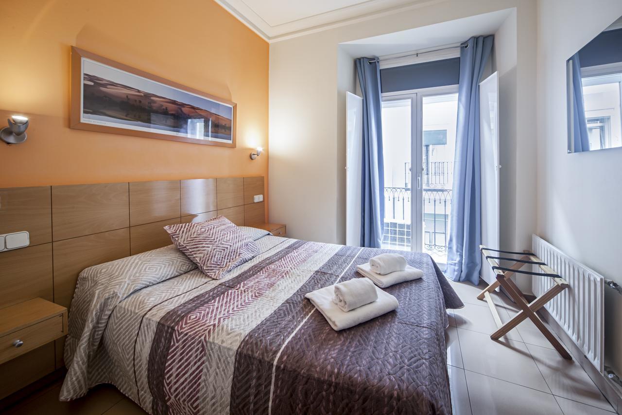 Hostal Inter Puerta Del Sol Auto Check In Madri Exterior foto
